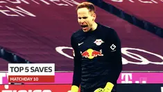 Berita video 5 saves terbaik pekan ke-10 Bundesliga 2020/2021, termasuk di dalamnya aksi kiper RB Leipzig saat menggagalkan peluang gol Bayern Munchen.