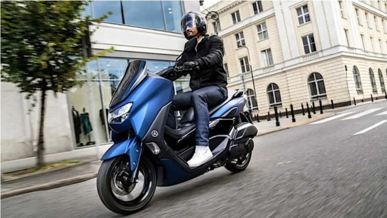 Yamaha NMax 125 (RideApart)