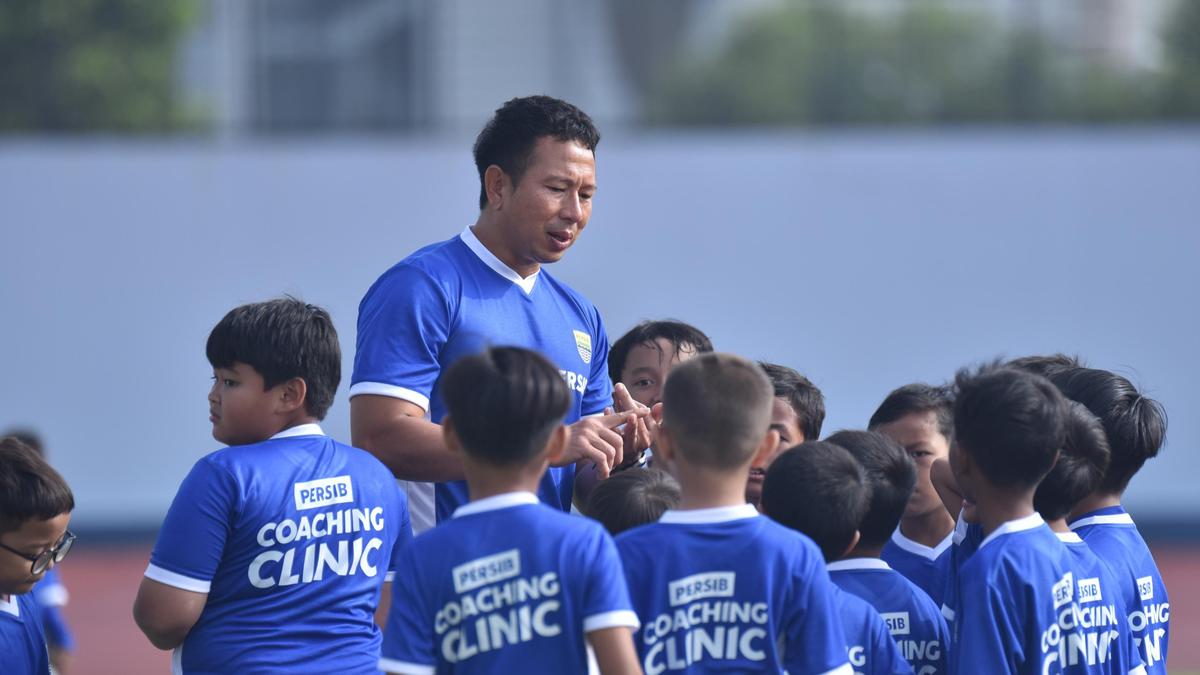 Belum Ada Waktu Pulang ke Bali, Asisten Pelatih Kiper Persib Pilih Nyepi di Bandung
