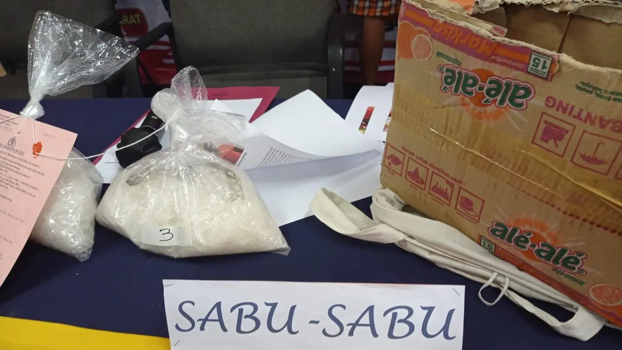 Sabu yang diselundupkan dalam tangki mobil yang diamankan Unit Reskrim Polsek Tanjung Duren