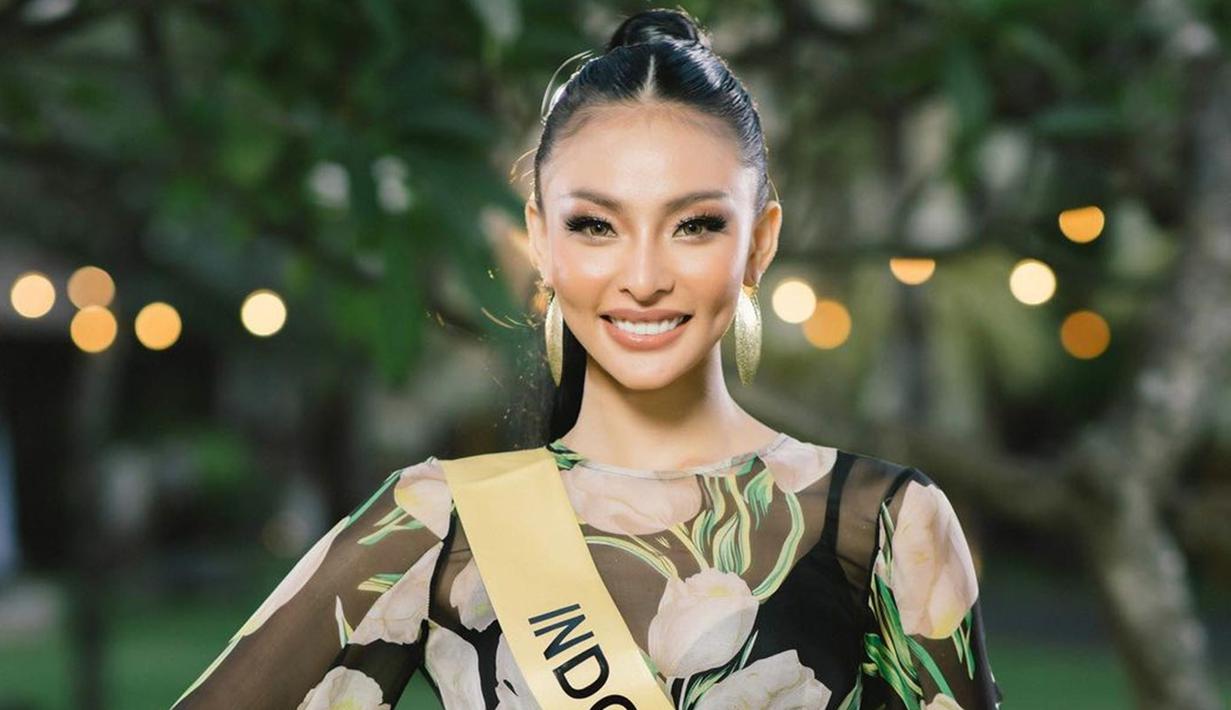Andina Julie sendiri terpilih sebagai Miss Grand Indonesia 2022. Dirinya pun secara otomatis menjadi wakil Indonesia di ajang Miss Grand International 2022 yang digelar di Bali dan Jakarta. (Liputan6.com/IG/@andina_julie)