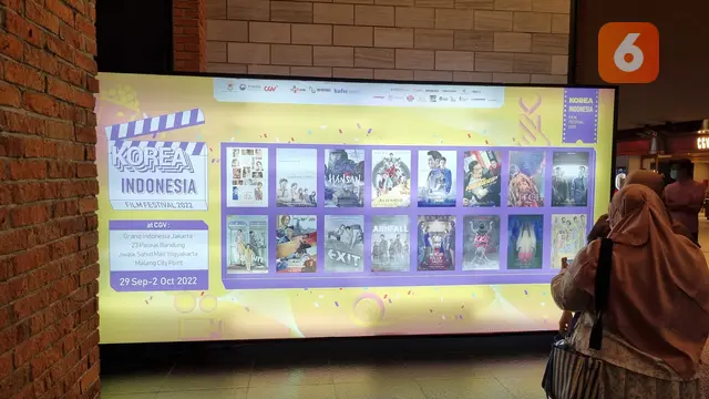 Deretan film di rangkaian acara Festival Film Korea-Indonesia 2022 (KFFI) 2022 di CGV Grand Indonesia (Liputan6.com/Tanti Yulianingsih)