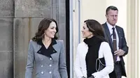 Kate Middleton dan Putri Mary, Putri Mahkota Denmark (Claus Bech / Ritzau Scanpix / AFP)