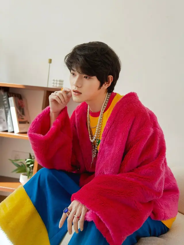 6 Potret Selebgram Frederick Yang, Dikira Taeyong NCT saat Nonton Konser SMTOWN