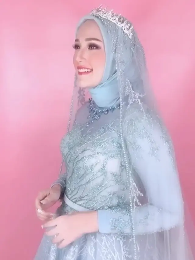 6 Pemotretan Adelia Pasha Tampil Jadi Princess Elsa Frozen Ini Curi Perhatian