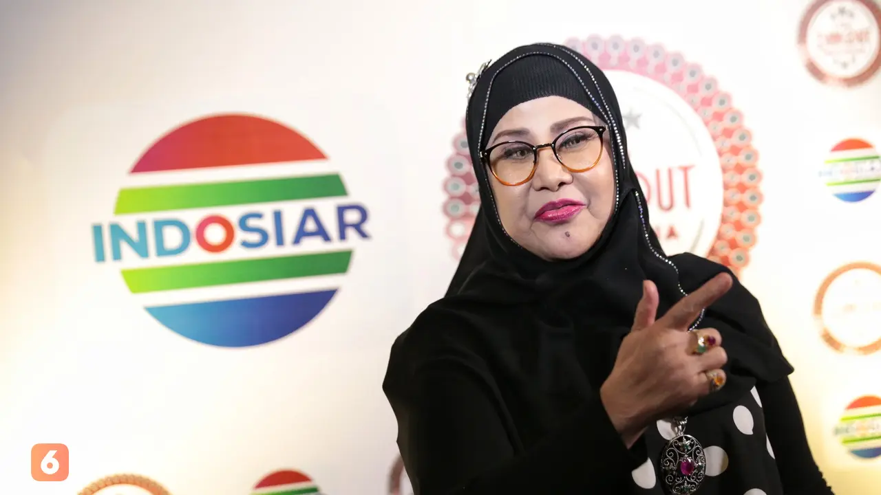 [Bintang] Elvy Sukaesih