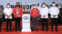 Menteri Pemuda dan Olahraga Zainudin Amali, mewakili Presiden Joko Widodo, membuka turnamen bulu tangkis memperebutkan Piala Presiden 2022 di GOR Nanggala, Cijantung, Jakarta Timur, Senin, 1 Agustus. (foto: PBSI)&nbsp;