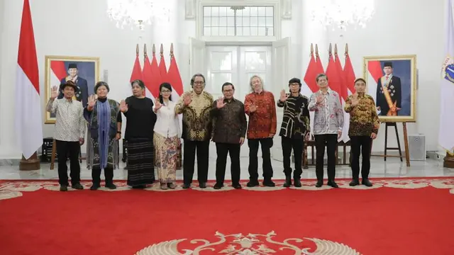 Gubernur DKI Jakarta Pramono Anung mengukuhkan 16 anggota Akademi Jakarta periode 2026-2031 di Balai Kota DKI Jakarta pada Selasa (23/6/2026). (Foto: Pemprov DKI Jakarta)