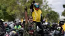 Mengutip laporan FOX News, Selasa (29/7), harga bensin di Kolombia diketahui telah meningkat dari 9.000 peso (Rp 33 ribu) per galon pada Agustus tahun lalu menjadi lebih dari 14,000 peso (Rp 55 ribu) saat ini, karena pemerintah Kolombia terus mengurangi subsidi setiap bulannya. (AP Photo/Fernando Vergara)