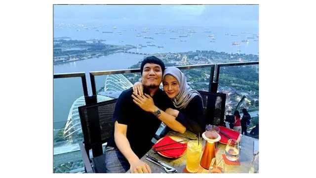 8 Tahun Menikah, Ini 8 Potret Mesra Desta dan Natasha Rizky yang Jauh dari Gosip