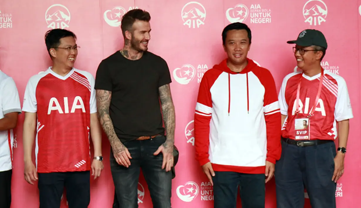 Model dunia sekaligus legenda sepak bola dunia, David Beckham kembali menyambangi Indonesia. Pria asal Inggris itu kembali menyapa para penggemarnya di Indonesia. (Deki Prayoga/Bintang.com)