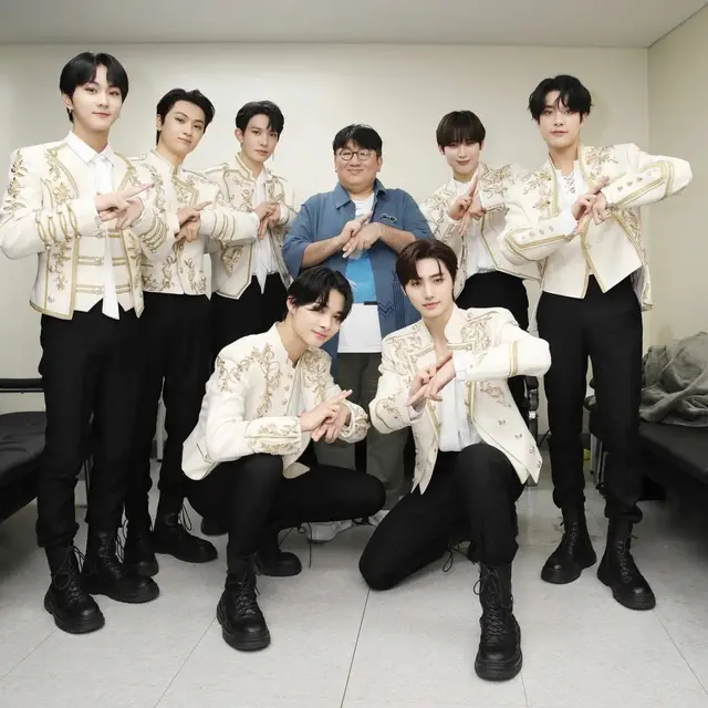 Bang Si Hyuk dan Enhypen. (Instagram/ hitmanb72)