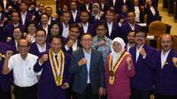 Ratusan anggota Perhimpunan Dokter Hewan Indonesia (PDHI) dan Perhimpunan Istri Dokter Hewan Indonesia (PIDHI)