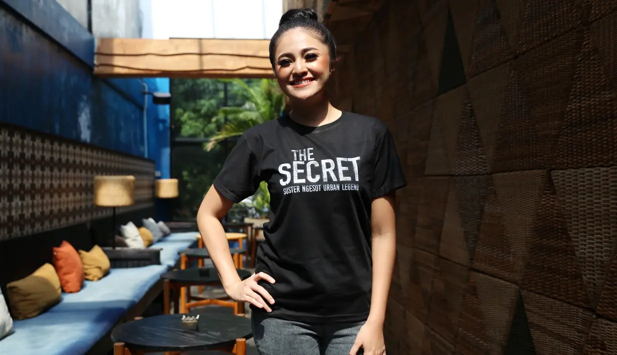 Tidak hanya berakting dalam film terbarunya, tapi bintang sinetron Bidadari itu juga akan mengisi soundtracknya. Ia berkolaborasi dengan istri Raffi Ahmad, Nagita Slavina. (Nurwahyunan/Bintang.com)