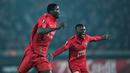 Selebrasi pemain Midtjylland, Paul Onuachu, setelah mencetak gol ke gawang MU pada laga leg pertama 32 besar Liga Europa di Stadion MCH Arena, Hernin, Denmark, Jumat (19/2/2016) dini hari WIB. (AFP/Scanpix Denmark/Henning Bagger)