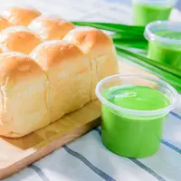 ilustrasi roti selai pandan/copyright by kwanchai.c (Shutterstock)