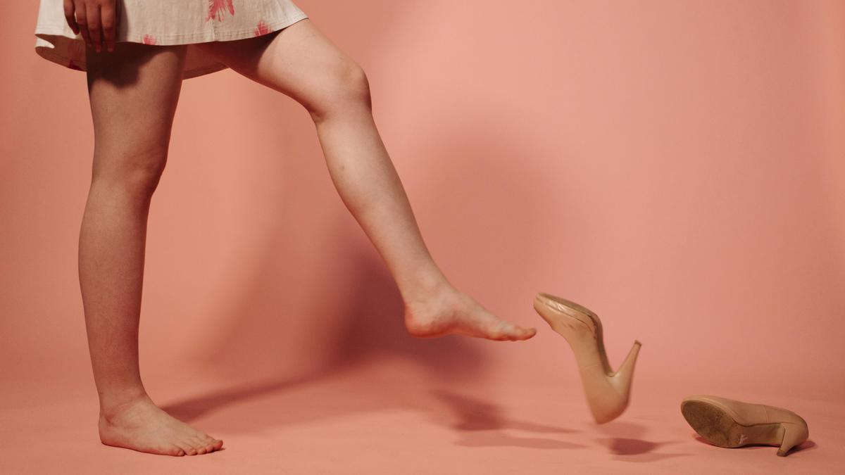9 Rekomendasi Model Sepatu untuk Wanita Berkaki Lebar, Nyaman dan Stylish