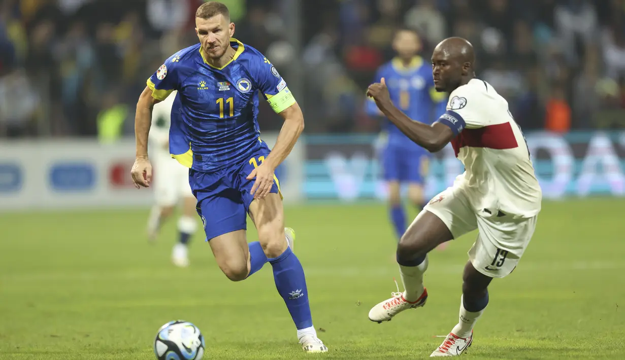 Bosnia dipastikan tidak lolos setelah tertahan di peringkat ke-5 dengan koleksi sembilan poin. (AP Photo/Armin Durgut)