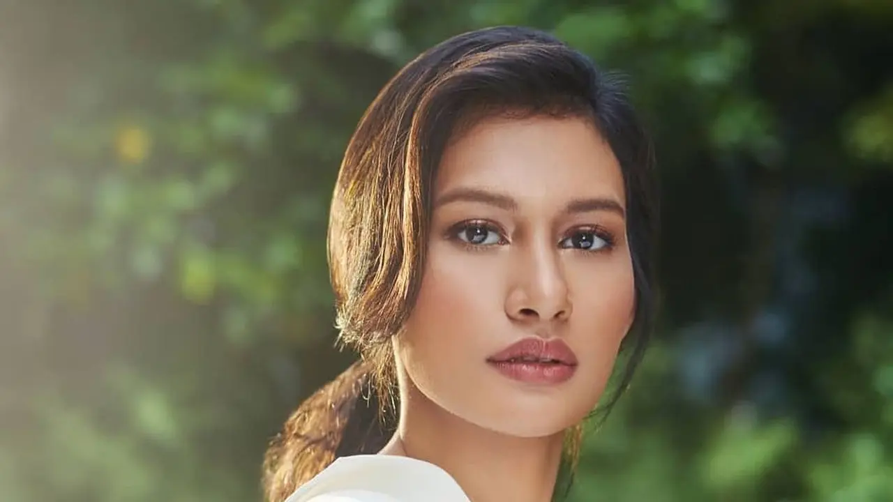 Bakal Gantikan Putri Marino di Film Layangan Putus, Ini 6 Potret Terkini Raihaanun