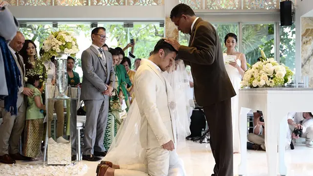 Bernuansa Putih, Begini Suasana Pernikahan Chicco Jerikho dan Putri Marino