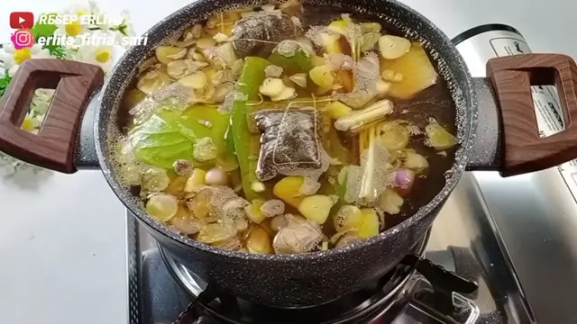 Cara Masak Telur Bacem Lezat dan dengan Warna Coklat