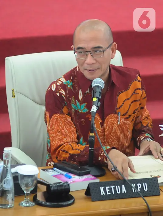 Proses rekapitulasi ini akan diselenggarakan secara maraton sesuai daerah yang telah melakukan rekapitulasi suara di tingkat provinsi. (merdeka.com/Arie Basuki)