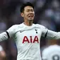 Son Heung-min bergabung dengan Tottenham dari Bayer Leverkusen pada musim 2015/2016. Sejak saat itu hingga musim ini Son selalu mencetak gol di Liga Inggris. Ia pernah menjadi pencetak gol terbanyak di Liga Inggris 2021/2022 dengan torehan 23 gol dari 35 penampilan. Hingga saat Son telah mencetak 109 gol di ajang Premier League dan akan terus bertambah mengingat dirinya masih menjadi andalan di lini depan The Liliywhites. (AFP/Henry Nicholls)