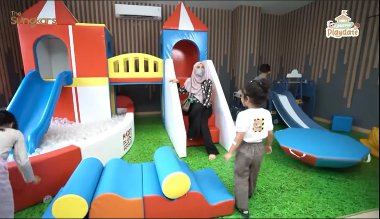 Playground Baru Ukkasya (Youtube/The Sungkars)