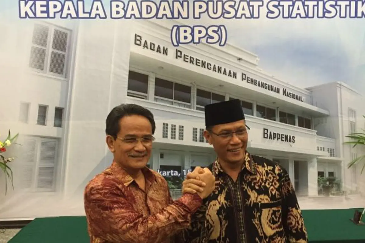 Menteri Perencanaan Pembangunan Nasional (PPN)/Bappenas Bambang Brodjonegro secara resmi melantik Suhariyanto sebagai Kepala BPS.