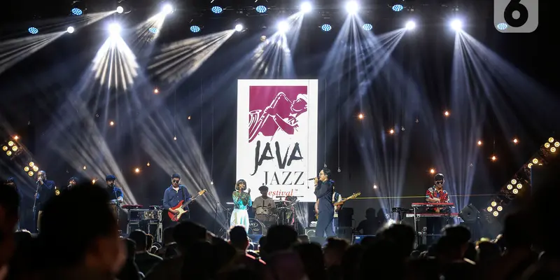 Penampilan Maliq & D'essentia di Java Jazz
