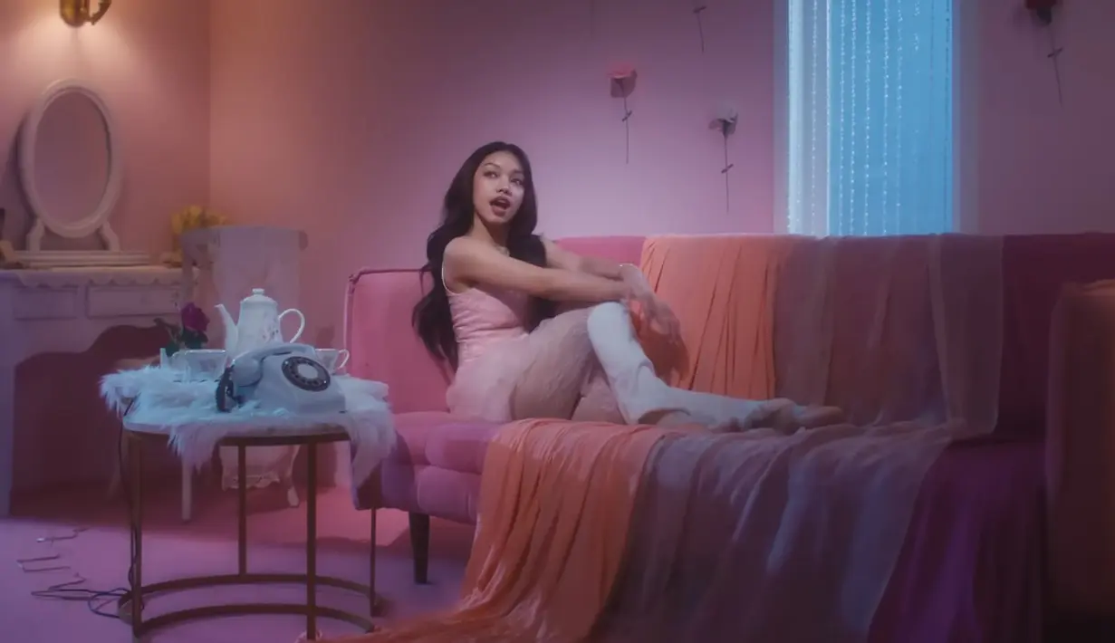 Selain lagu, video musik lagu ini juga sudah dirilis di kanal YouTube Trinity. [YouTube Trinity Optima Production]