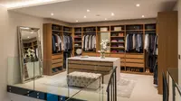 10 Cara Praktis Menambahkan Walk-in Closet di Mezzanine Tanpa Renovasi Besar