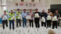 Berkah Ramadan 1446 H, PAMA Sebar Ratusan Paket Sembako ke Masyarakat Balikpapan