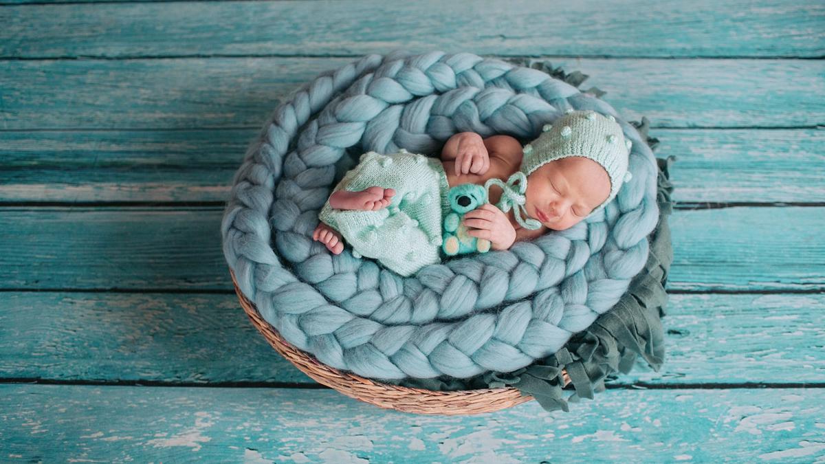 85 Ide Nama Bayi Perempuan Islami 2 Kata dari Al-Quran Beserta Artinya