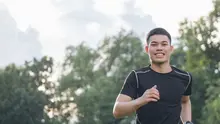 Pria sedang berolahraga. (depositphotos.com/ijeab)