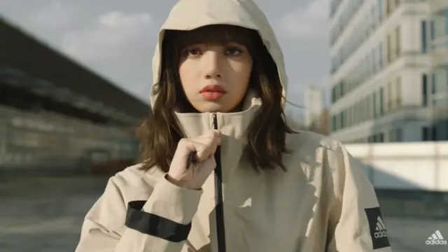 Lisa BLACKPINK