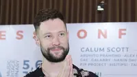 Calum Scott Bawa Bendera Merah Putih di Panggung Prambanan Jazz Festival 2019
