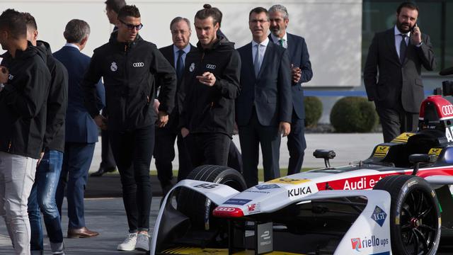 Saat Ronaldo, Ramos dan Toni Kroos Jajal Simulator Formula