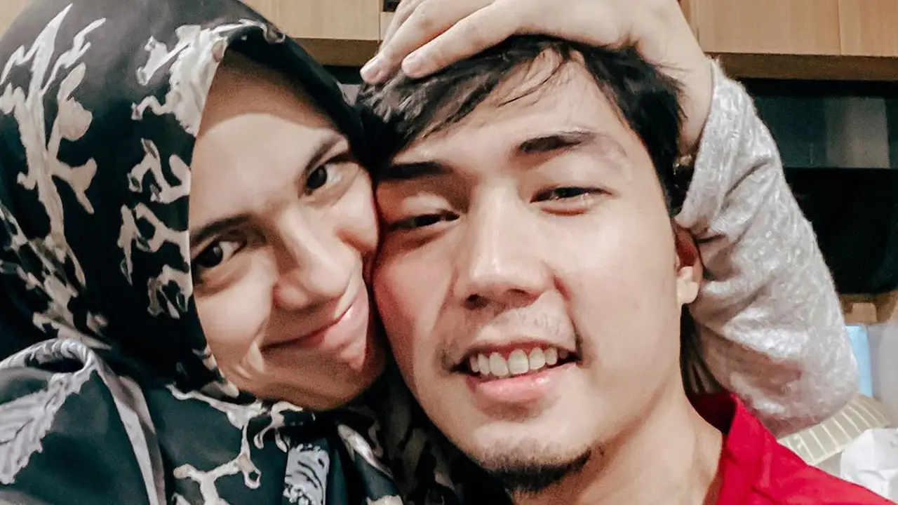 [Fimela] Nycta Gina dan Rizky Kinos