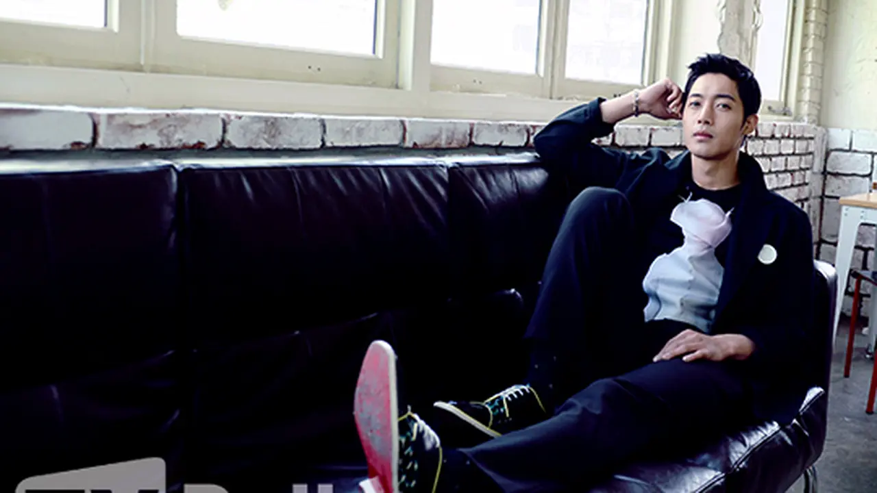 Kim Hyun Joong Bantah Kabar Menikah