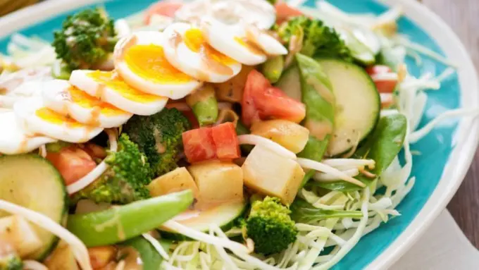 4 Salad Indonesia yang Cocok untuk Pelaku Diet