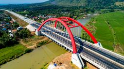 Tol Semarang-Batang dengan ciri khas Jembatan Kalikuto (75 km) (Source: en.wikipedia.org)