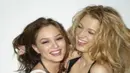 Persahabatan Blake Lively dan Leighton Meester kini telah berakhir. Kedua gadis cantik ini memilih mengakhiri hubungan persahabatan mereka karena kerap cekcok. (dailymail/Bintang.com)