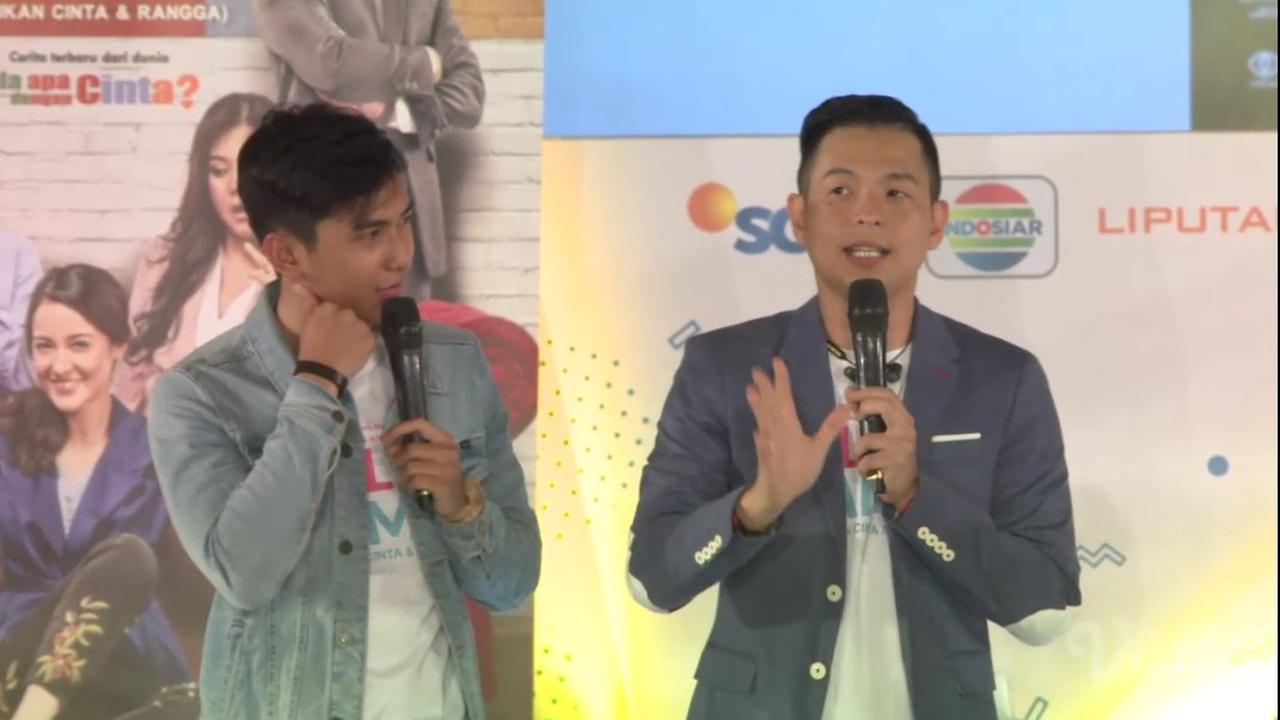 Ernest Prakasa turut mengisi talkshow EGTC 2018 di Graha Sanusi Hardjadinata, Kota Bandung, Kamis (15/12/2018).