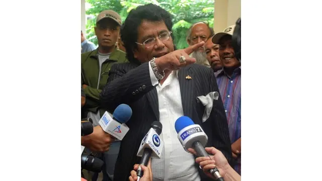 Genap 61 Tahun, Ini 6 Foto Awal Karier Hotman Paris Jadi Pengacara