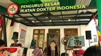 Ikatan Dokter Indonesia (IDI) meresmikan nama gedung yang terletak di Menteng, Jakarta Pusat menjadi Gedung dr. R. Soeharto. Selasa (30/8/2022). Foto: Liputan6.com/Ade Nasihudin.
