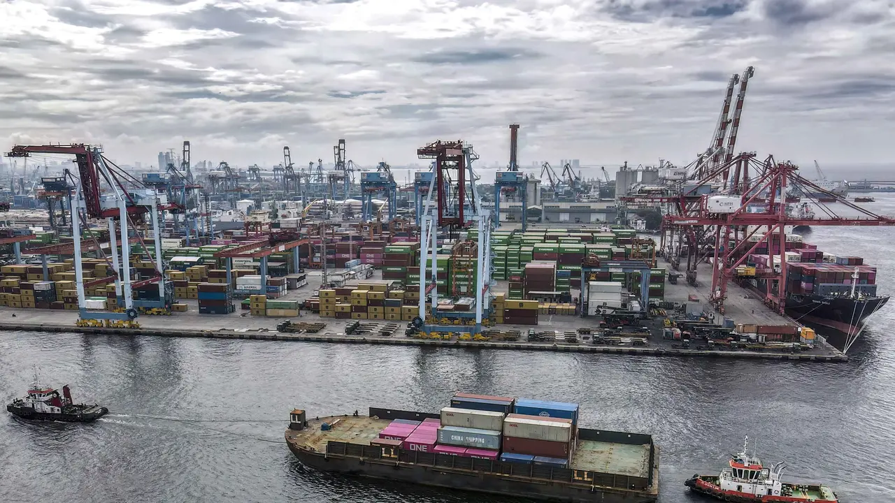 Sepanjang 2025, Neraca Perdagangan Indonesia Surplus 41,05 Miliar Dollar AS