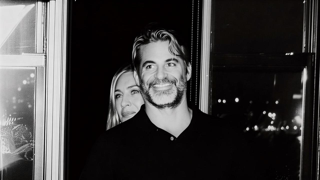 Jim Curtis Reveals Early Details of His Love Story with Jennifer Aniston