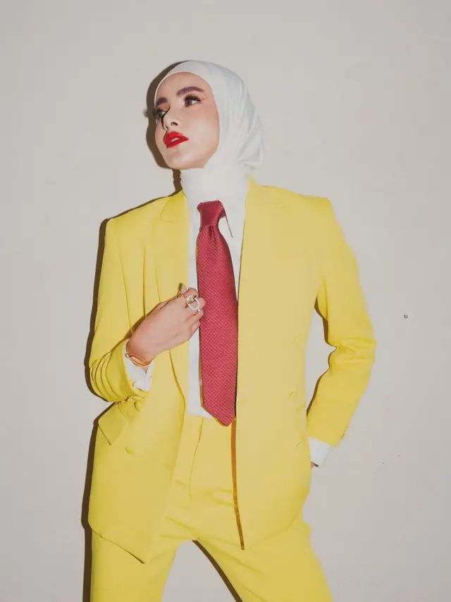 https://www.instagram.com/ollaramlan/ dan https://www.instagram.com/dikha_sigit/