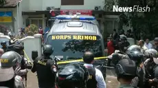 Pelaku Bom Bandung berhasil dilumpuhkan setelah polisi bernegosiasi selama kurang lebih dua jam. Polda Jawa Barat masih memeriksa pelaku bom Bandung. Polisi juga masih mendalami  keterkaitan pelaku bom Bandung dengan jaringan teroris.